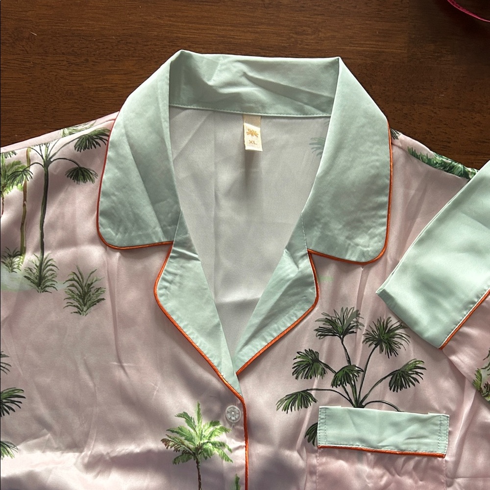 Pink Palm Tree Print Pajama Set size xl - Picture 5 of 6